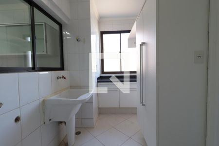 Apartamento para alugar com 132m², 4 quartos e 1 vagaÁrea de serviço