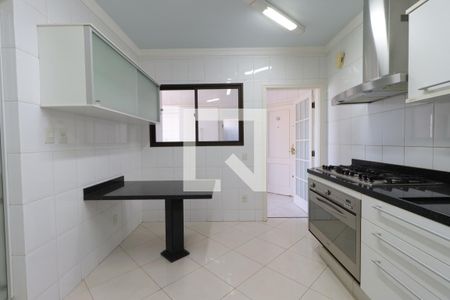 Apartamento para alugar com 132m², 4 quartos e 1 vagaCozinha