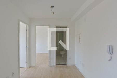 Sala/cozinha de apartamento para alugar com 2 quartos, 45m² em Vila Monumento, São Paulo