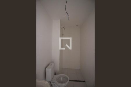Banheiro de apartamento para alugar com 2 quartos, 37m² em Conjunto Residencial José Bonifácio, São Paulo