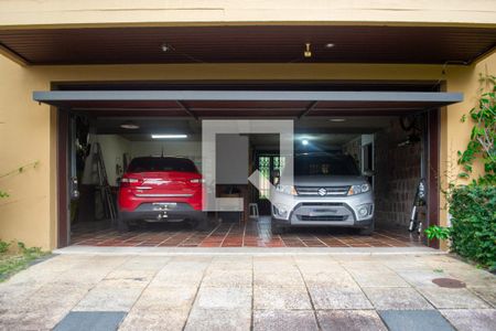 Casa para alugar com 450m², 4 quartos e 2 vagas Casa para alugar com 450m², 4 quartos e 2 vagasGaragem