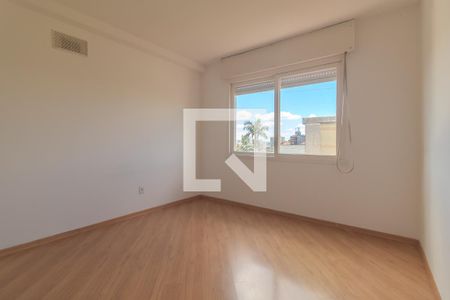 Quarto 1 de apartamento para alugar com 2 quartos, 47m² em Passo da Areia, Porto Alegre