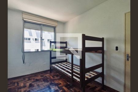 Quarto 1 de apartamento para alugar com 2 quartos, 55m² em Jardim Itu, Porto Alegre