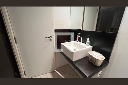 Apartamento para alugar com 96m², 2 quartos e 1 vagaLavabo