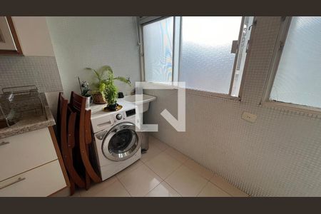 Apartamento para alugar com 96m², 2 quartos e 1 vagaÁrea de Serviço