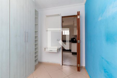 Quarto 2 de apartamento para alugar com 2 quartos, 47m² em Conjunto Residencial José Bonifácio, São Paulo