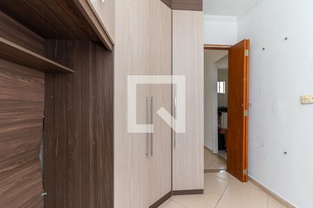 Quarto 1 de apartamento para alugar com 2 quartos, 47m² em Conjunto Residencial José Bonifácio, São Paulo