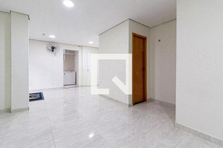 Apartamento para alugar com 42m², 2 quartos e sem vaga Apartamento para alugar com 42m², 2 quartos e sem vagaÁrea comum - Salão de festas