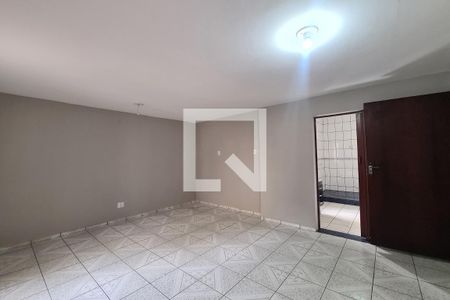 Sala de casa para alugar com 2 quartos, 59m² em Vila Antonieta, São Paulo