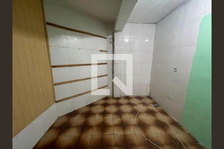 Sala de casa para alugar com 1 quarto, 75m² em Jardim Raposo Tavares, São Paulo