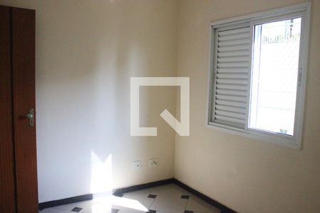 Apartamento para alugar com 77m², 3 quartos e 2 vagasQuarto 2