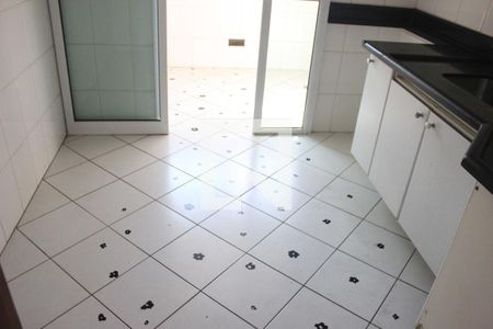 Apartamento para alugar com 77m², 3 quartos e 2 vagasCozinha