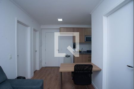 Sala/Cozinha de apartamento à venda com 2 quartos, 34m² em Barra Funda, São Paulo