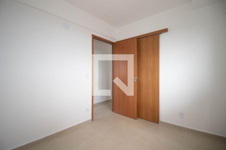 Quarto  de apartamento para alugar com 2 quartos, 49m² em Samambaia Sul (samambaia), Brasília