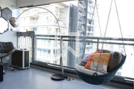 Apartamento para alugar com 49m², 1 quarto e 1 vagaVaranda