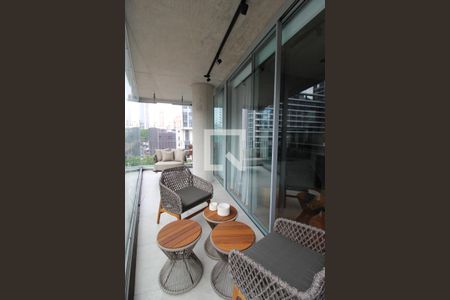 Apartamento à venda com 63m², 1 quarto e 2 vagasVaranda