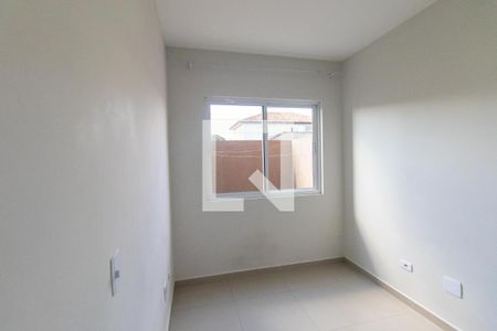 Quarto 2 de apartamento para alugar com 2 quartos, 41m² em Parque da Fonte, São José dos Pinhais
