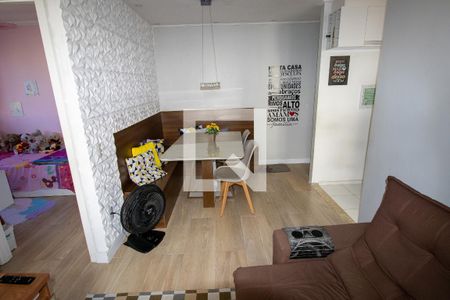 Sala de apartamento para alugar com 2 quartos, 40m² em Gardênia Azul, Rio de Janeiro