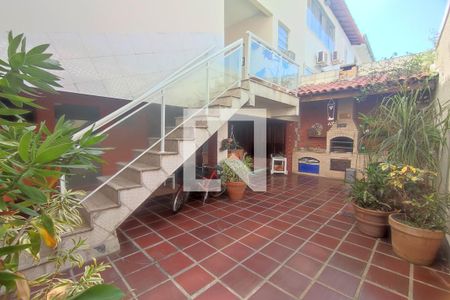 Casa de condomínio à venda com 190m², 4 quartos e 2 vagasPilotis - Area de Lazer