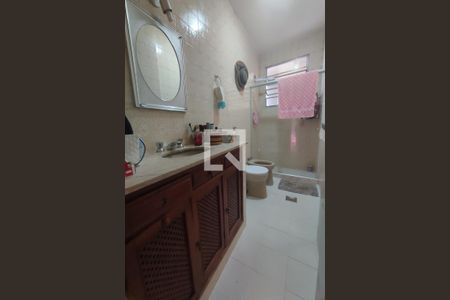 Casa de condomínio à venda com 190m², 4 quartos e 2 vagas2º Pav - Banheiro da Suite 1