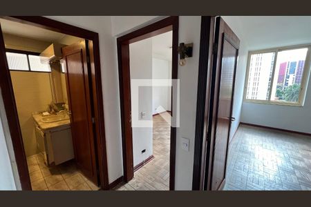 Quartos de apartamento à venda com 2 quartos, 97m² em Paraíso, São Paulo
