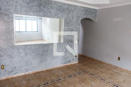 sala de casa para alugar com 3 quartos, 260m² em Ayrosa, Osasco