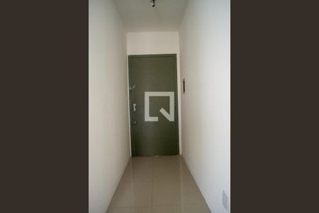 Sala - Entrada do apartamento  de kitnet/studio para alugar com 1 quarto, 39m² em Azenha, Porto Alegre