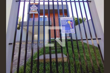 Casa à venda com 243m², 3 quartos e 2 vagasFachada