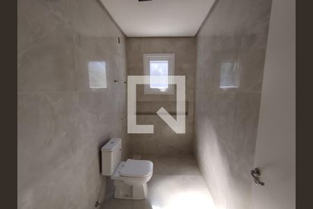 Casa à venda com 243m², 3 quartos e 2 vagasBanheiro do Quarto 2