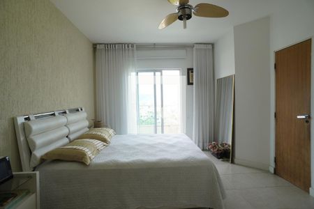 Quarto de casa para alugar com 6 quartos, 336m² em Camboinhas, Niterói