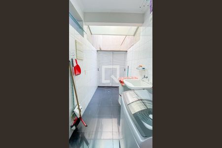 Casa para alugar com 212m², 3 quartos e 2 vagasÁrea de Serviço