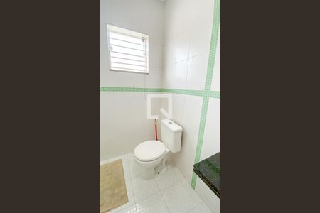 Casa para alugar com 212m², 3 quartos e 2 vagasBanheiro