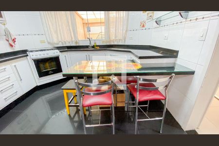 Casa para alugar com 212m², 3 quartos e 2 vagasCozinha