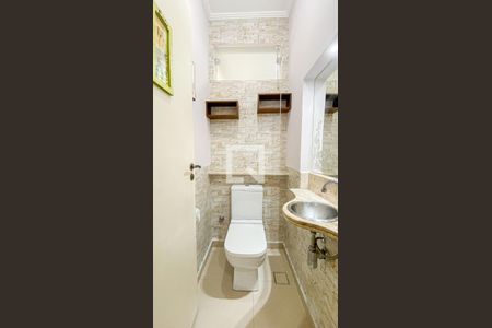 Casa para alugar com 212m², 3 quartos e 2 vagasLavabo