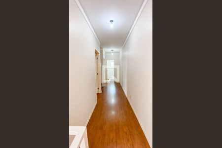 Casa para alugar com 212m², 3 quartos e 2 vagasCorredor