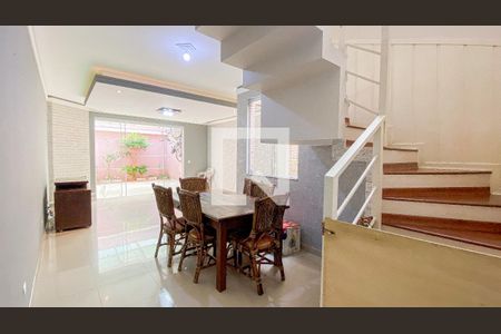 Sala - Sala de Jantar de casa para alugar com 3 quartos, 212m² em Jardim Stella, Santo André