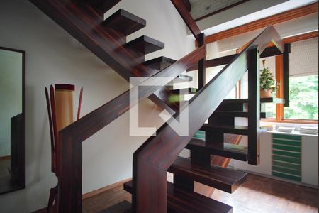 Apartamento à venda com 241m², 3 quartos e 1 vagaEscada - Acesso Cobertura