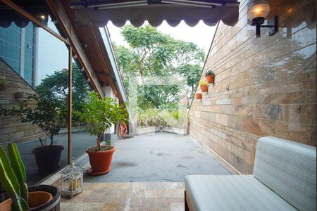 Apartamento à venda com 241m², 3 quartos e 1 vagaCobertura - Área Externa