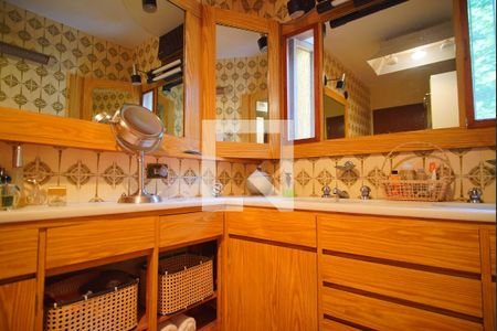 Apartamento à venda com 241m², 3 quartos e 1 vagaBanheiro Corredor