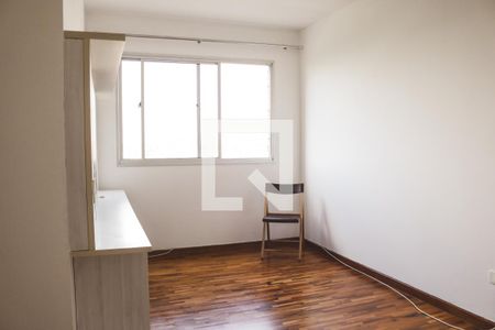 Sala de apartamento para alugar com 3 quartos, 70m² em Vila Basileia, São Paulo