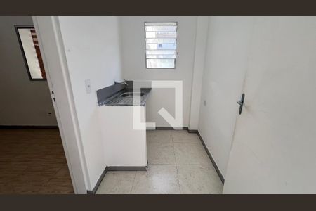Cozinha de kitnet/studio para alugar com 1 quarto, 30m² em Vila Romana, São Paulo