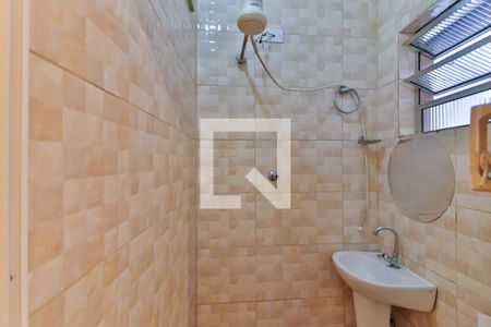 Banheiro de casa para alugar com 1 quarto, 30m² em Vila Romana, São Paulo