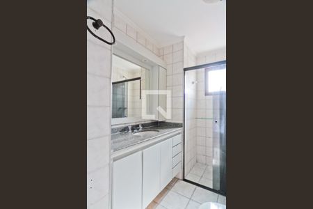 Apartamento à venda com 92m², 3 quartos e 2 vagasBanheiro da Suíte