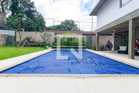 Casa à venda com 800m², 4 quartos e 8 vagasPiscina