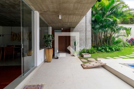 Casa à venda com 800m², 4 quartos e 8 vagasVaranda