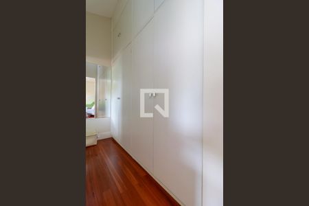 Casa à venda com 800m², 4 quartos e 8 vagasSuíte 2