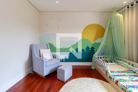 Casa à venda com 800m², 4 quartos e 8 vagasSuíte 2