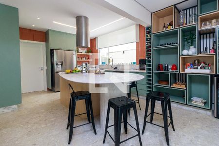 Casa à venda com 800m², 4 quartos e 8 vagasCozinha