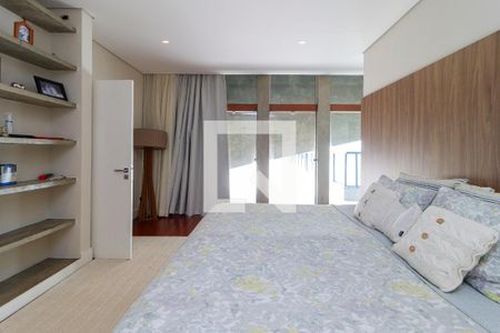 Casa à venda com 800m², 4 quartos e 8 vagasSuíte Principal