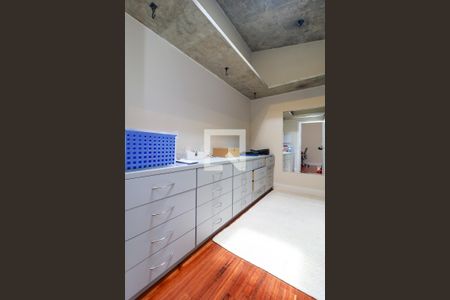 Casa à venda com 800m², 4 quartos e 8 vagasSuíte 3 - Closet